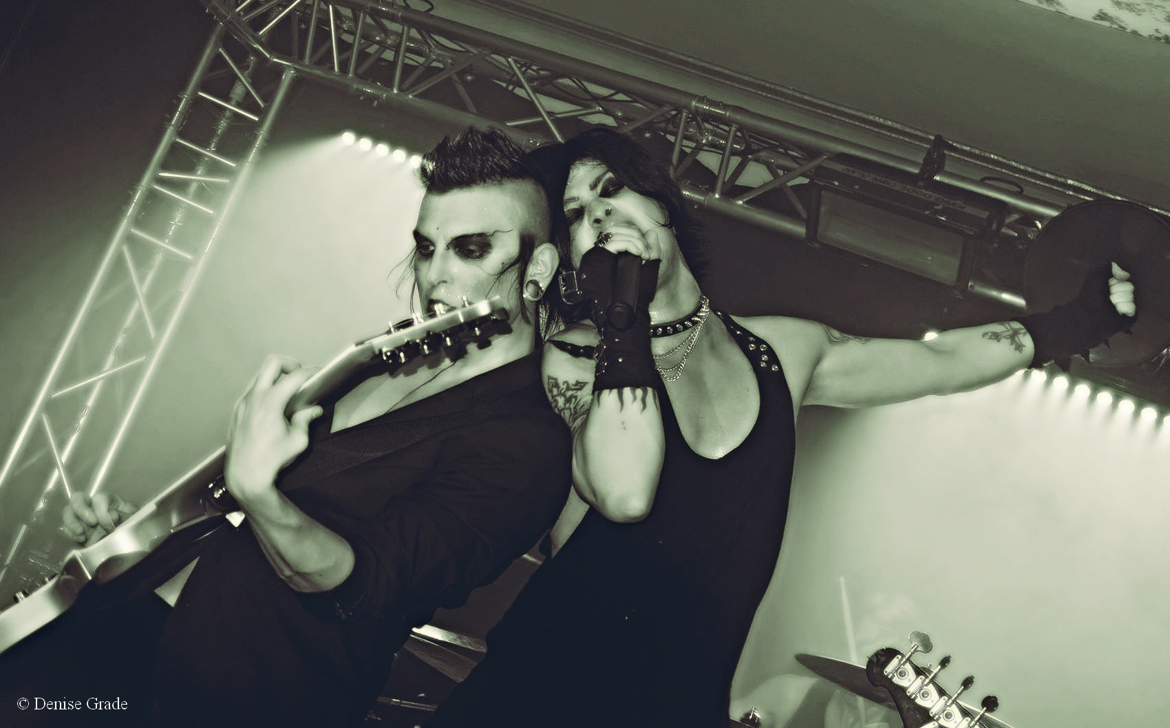 4140092C 5FF7 4818 B352 8615B9FB6196